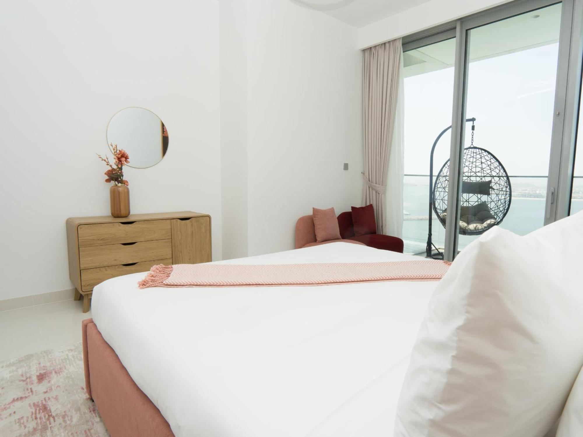 Easygo- Beachfront 2bdr In Harbor- Isle Apartment *
