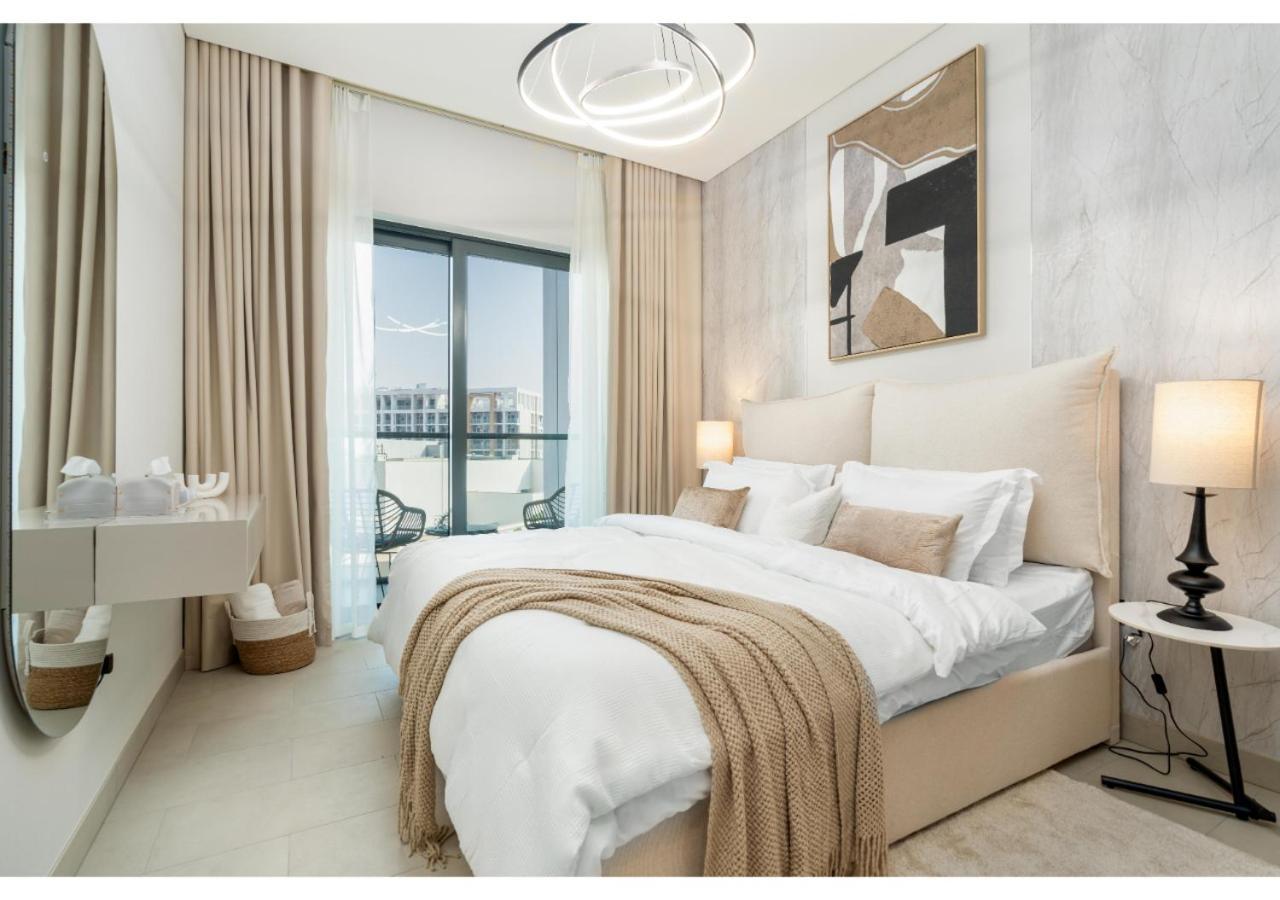 Charming 1br With Cozy Balcony At Sobha Waves By Vibel Dubai