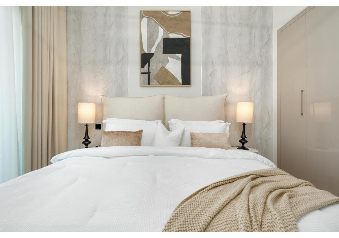 Apartment Charming 1br With Cozy Balcony At Sobha Waves By Vibel *