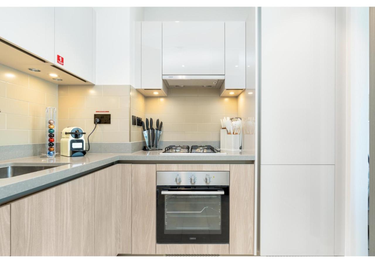 Charming 1br With Cozy Balcony At Sobha Waves By Vibel * Dubai
