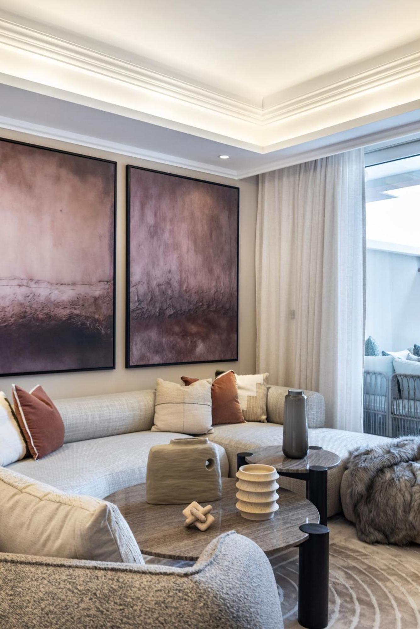 The Smart Concierge - Grandeur - Maurya Apartment *