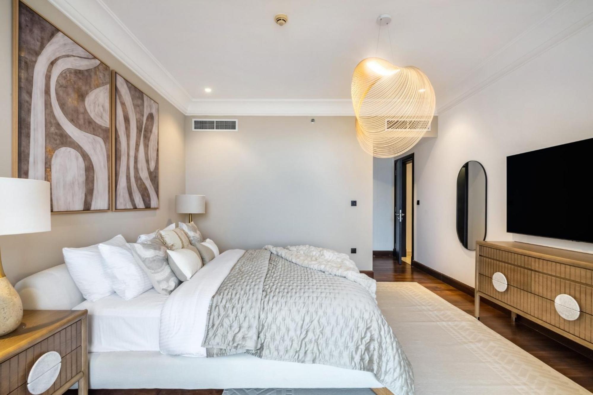 The Smart Concierge - Grandeur - Maurya *