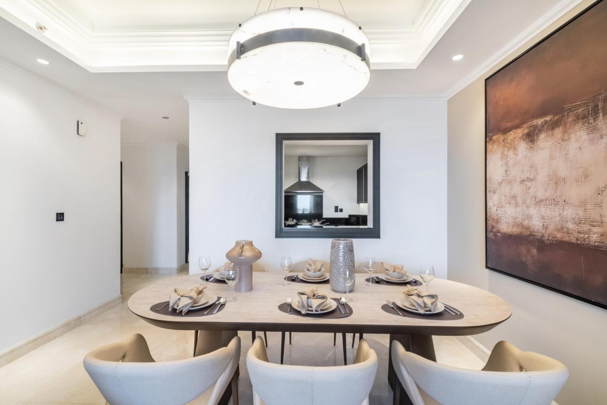 The Smart Concierge - Grandeur - Maurya *