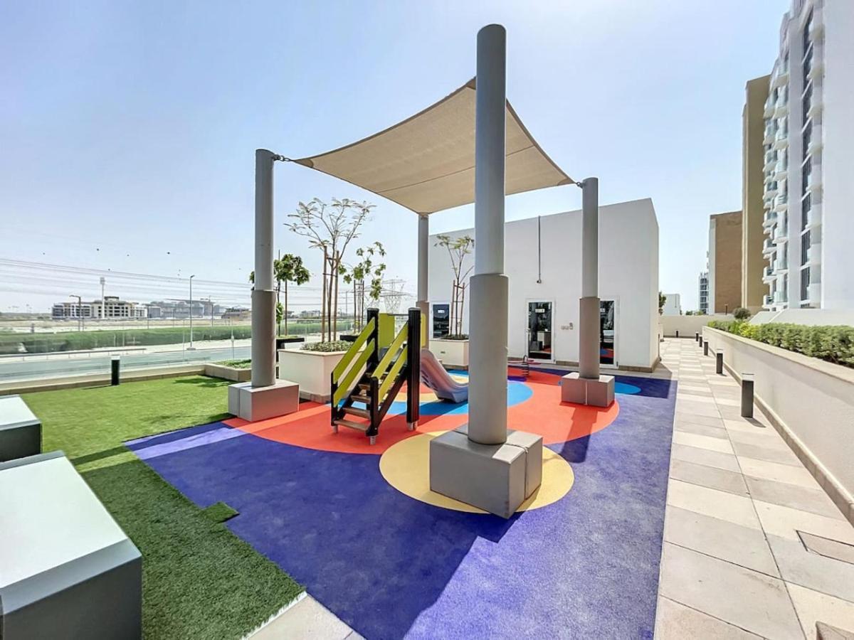 Azizi Riviera 30 - Bright Apartamento *