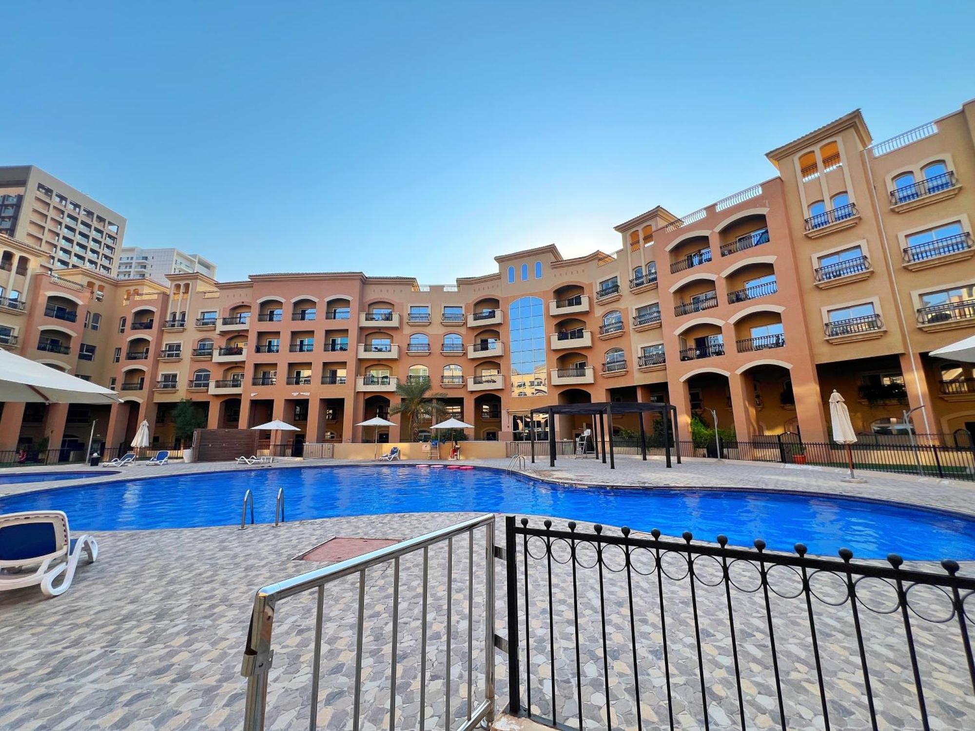 Daire Relaxing 1 Bedroom With All Facilities Dubai