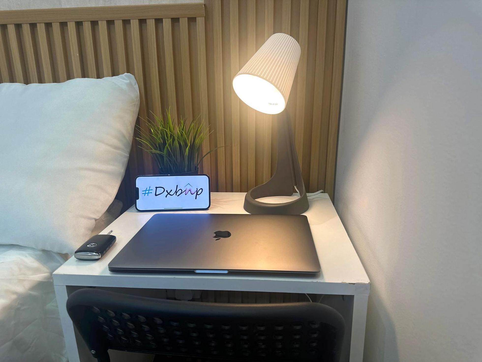 Quiet Partition In Tecom Barsha Heights Homestay