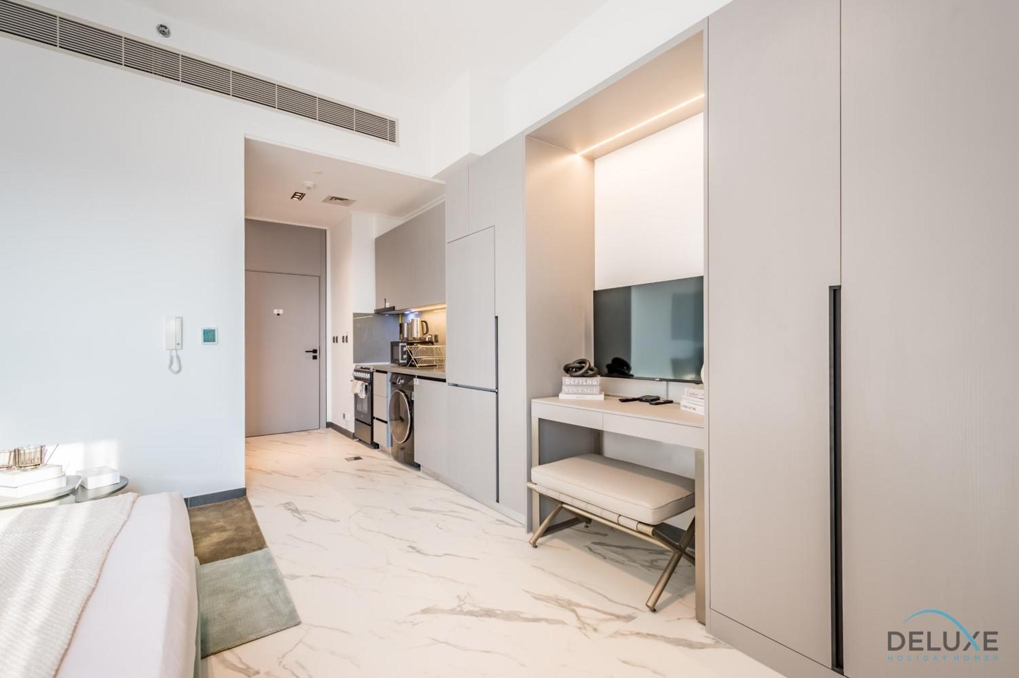 Appealing In Mag Eye 890, Mohammad Bin Rashid By Deluxe Homes Apartment