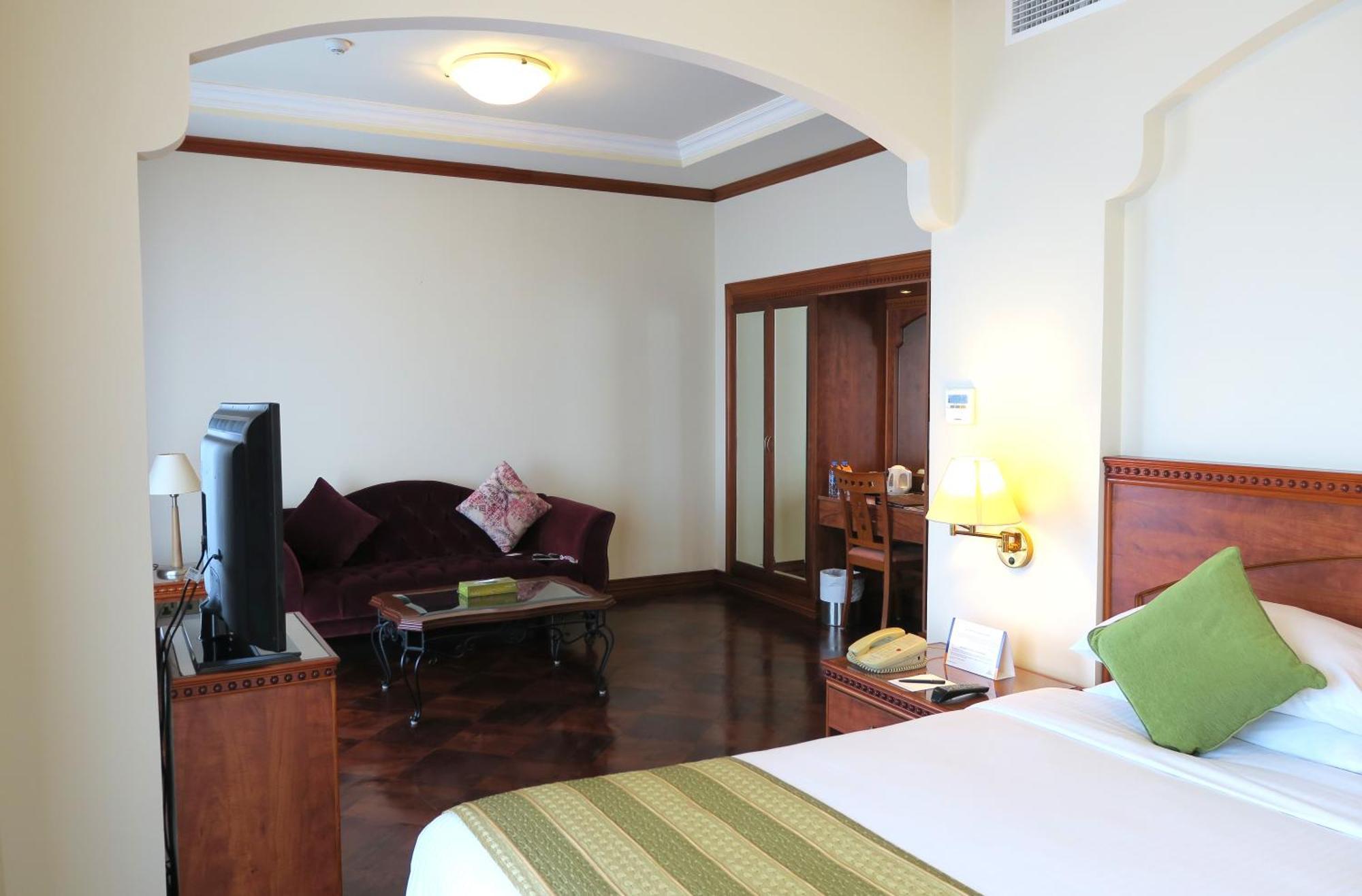 Otel Riviera Dubai