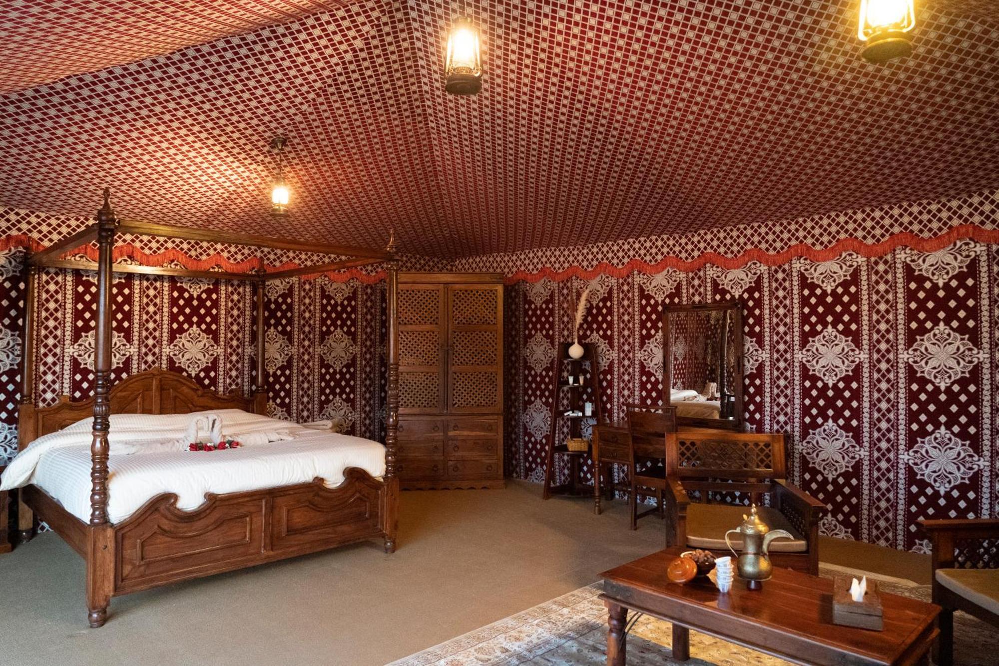 Al Marmoom Oasis Luxury Experiential Desert