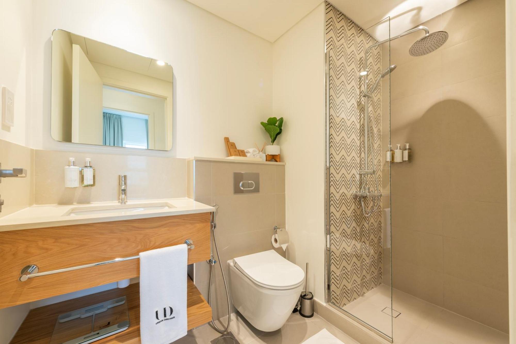 Holiday home Hills - 1br Luxe - Golfville - By Udh *
