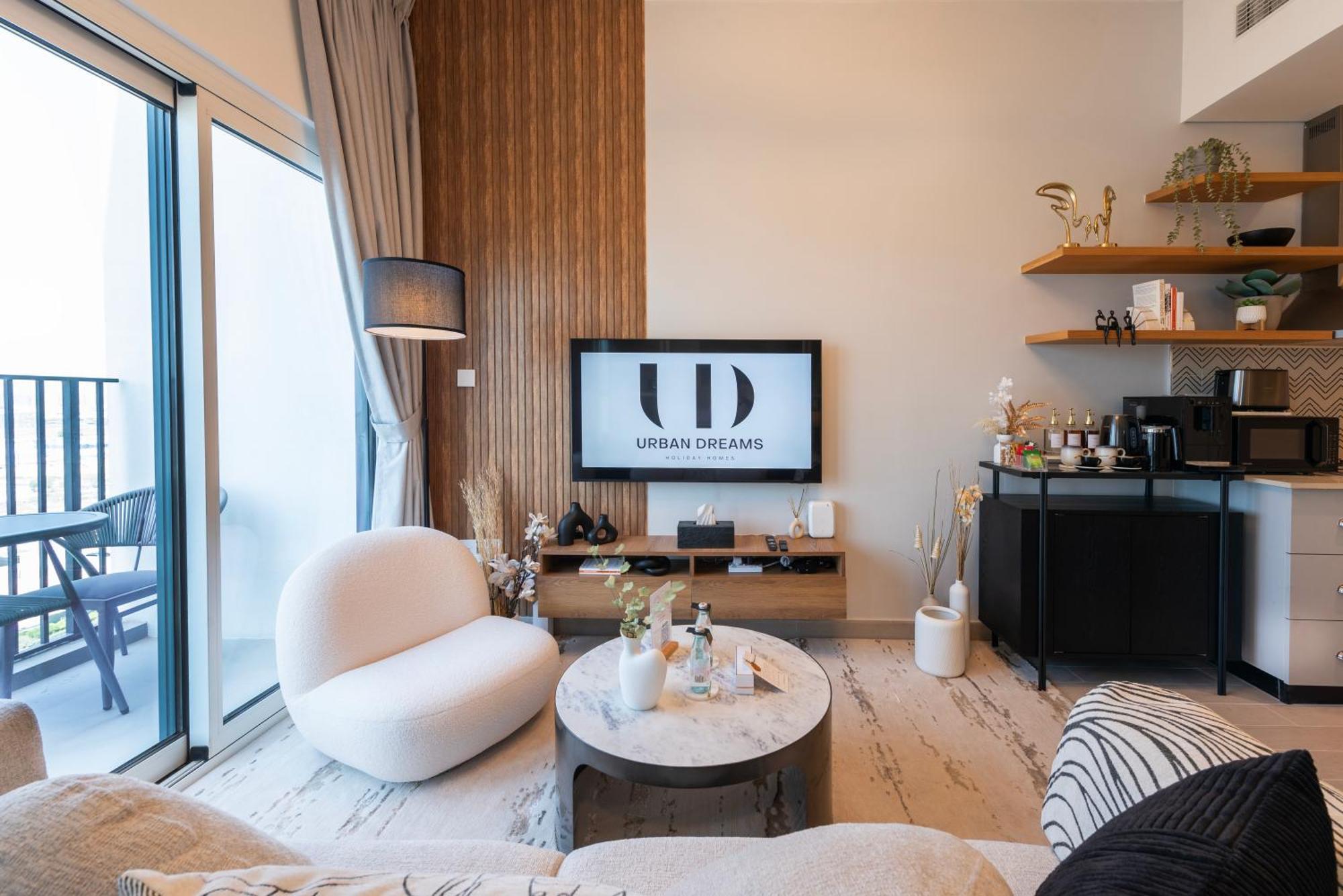 Holiday home Hills - 1br Luxe - Golfville - By Udh *