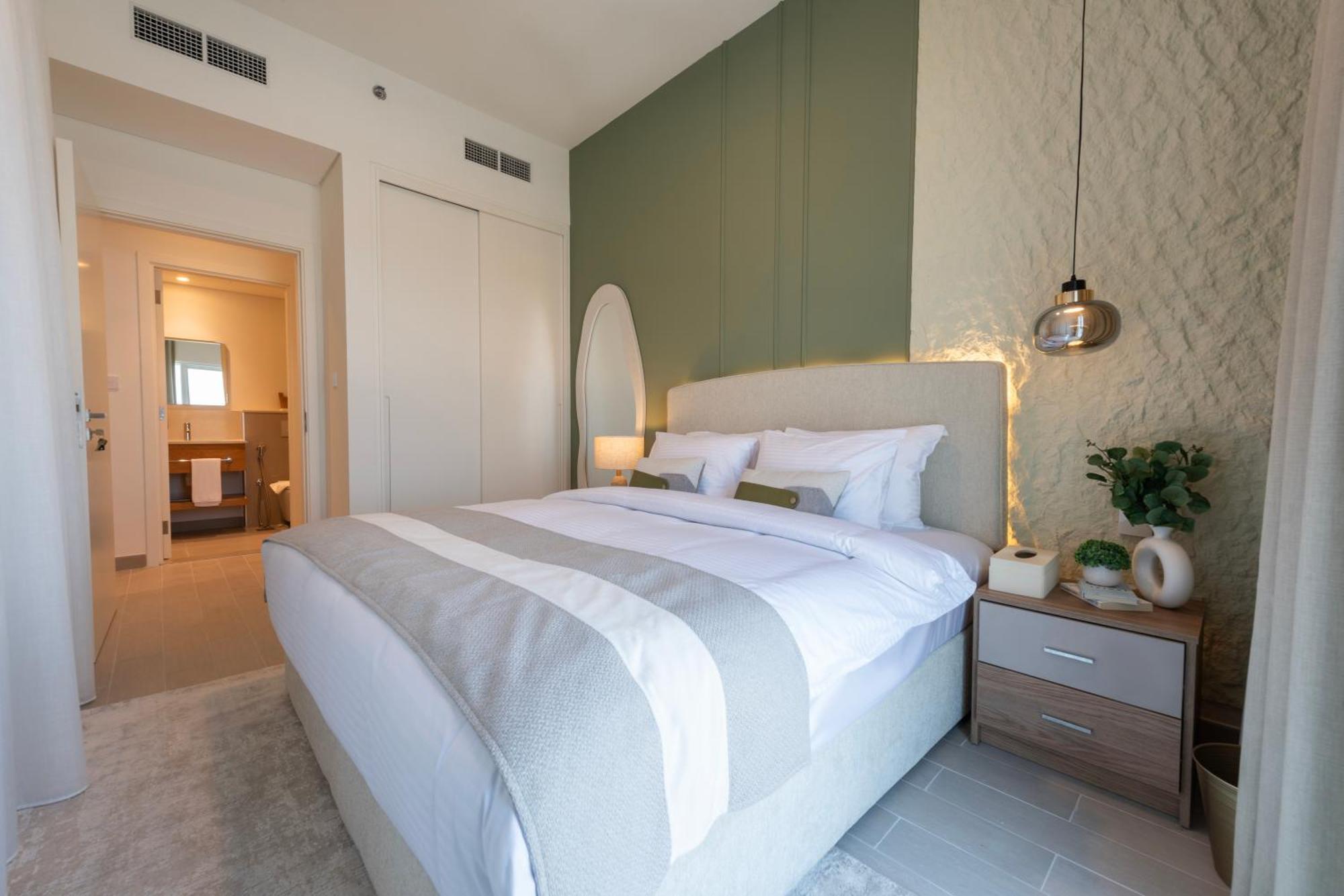 Hills - 1br Luxe - Golfville - By Udh