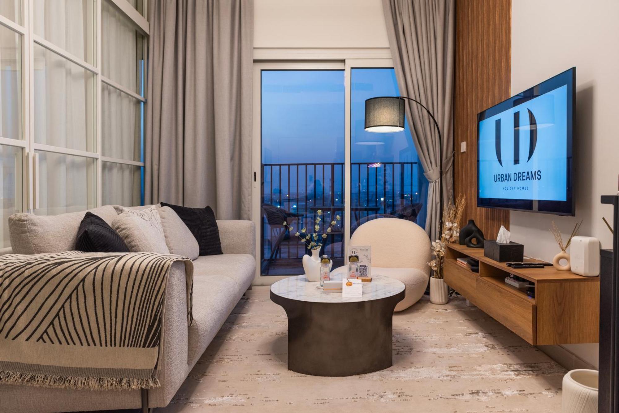 Hills - 1br Luxe - Golfville - By Udh * Dubai