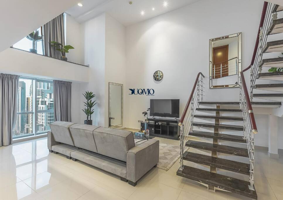 Myduomo- Expansive 1br Duplex With Burj Khalifa View- 4002 Holiday home Dubai