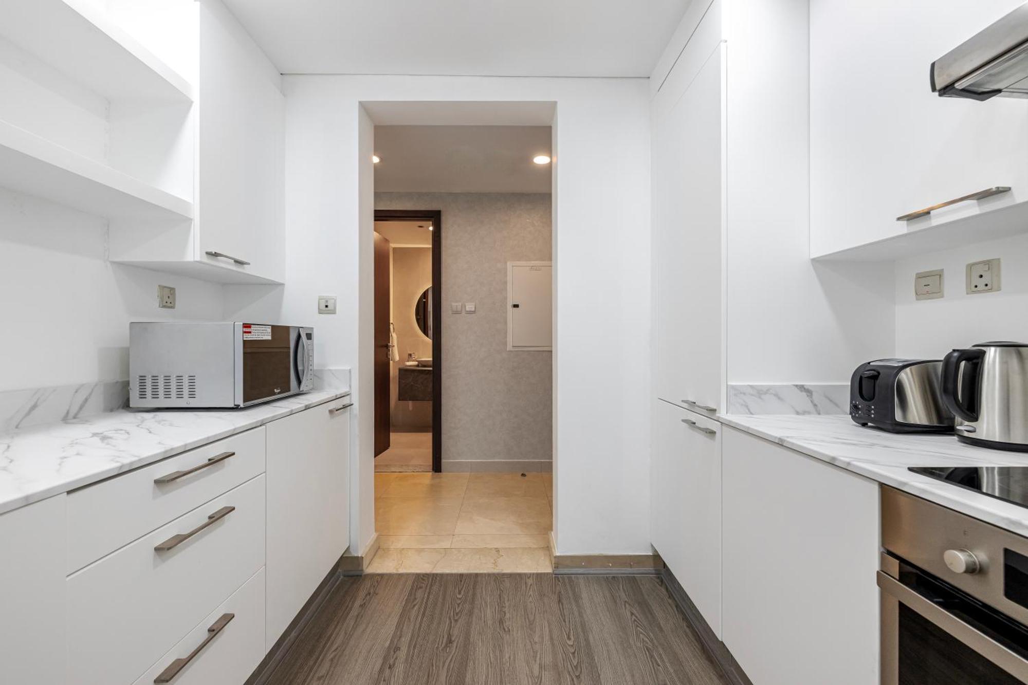 2br Bay Square 7, View Dubai