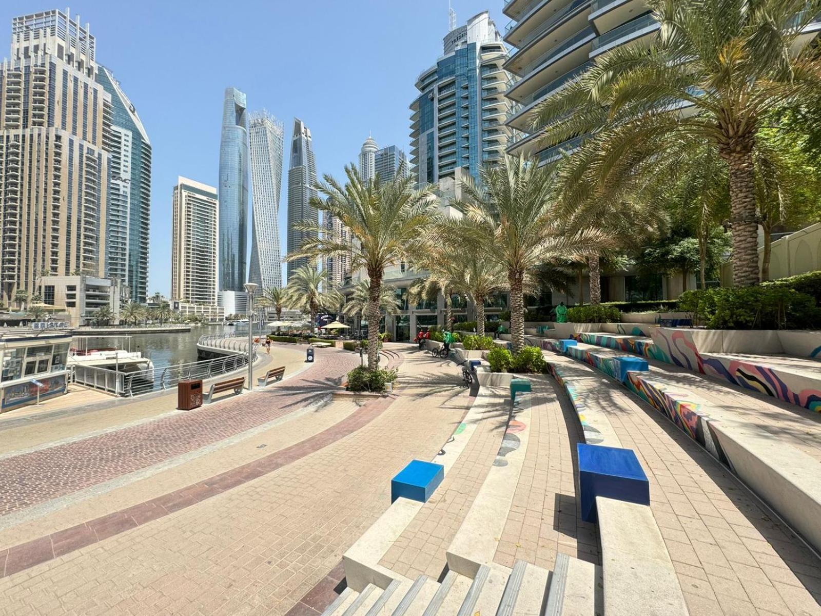 Spacious In Marina Close To Metro And