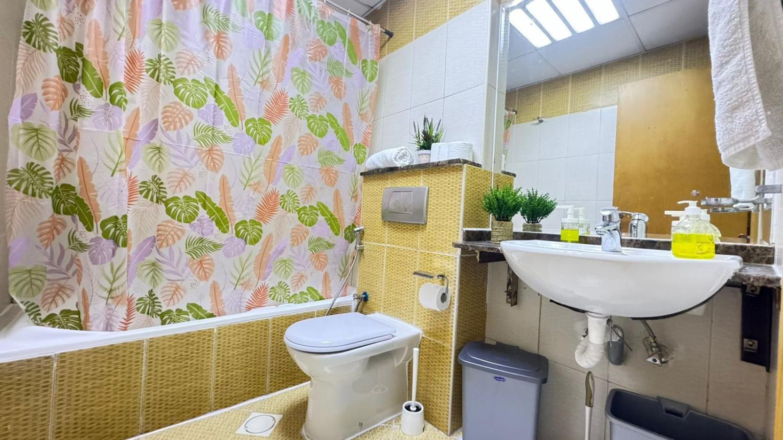 Apartment Spacious In Marina Close To Metro And