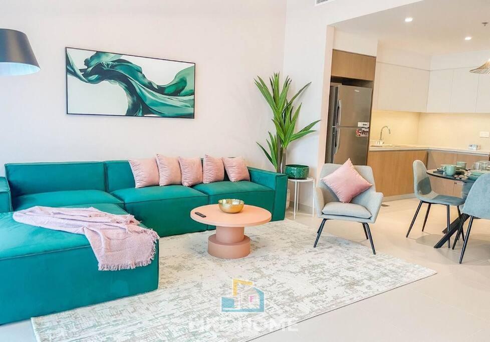 Like - 2804 Relax & Enjoy Your At The Grand Daire