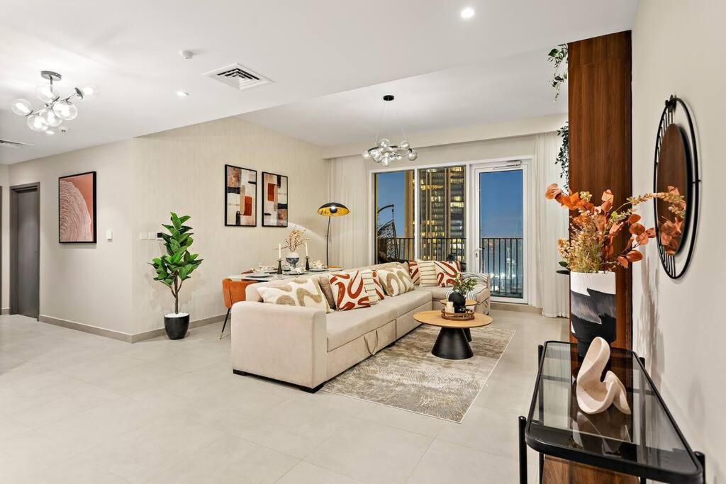Apartment First Class 2br Elegant Dubai