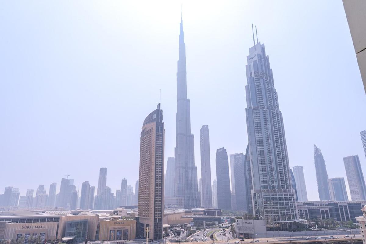 Daire Luxurious 4-bedrooms Near Burj Khalifa And Mall In Downtown! Dubai