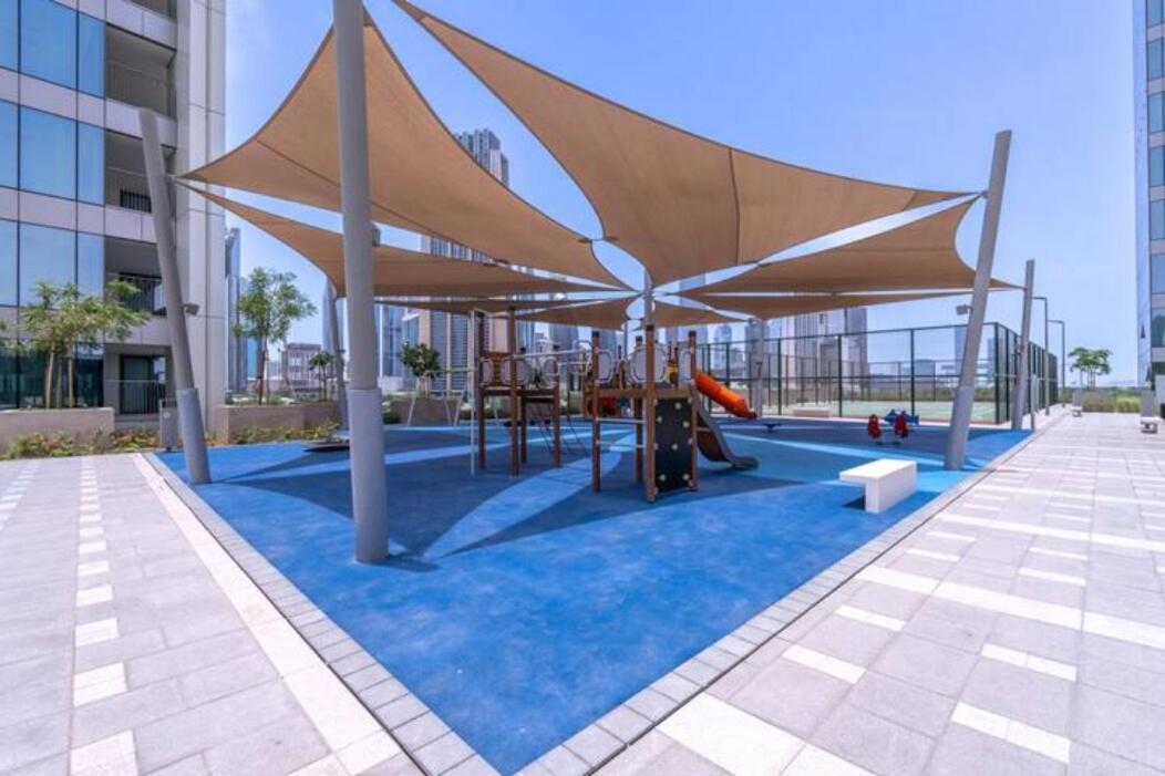 Luxurious 4-bedrooms Near Burj Khalifa And Mall In Downtown! Daire *