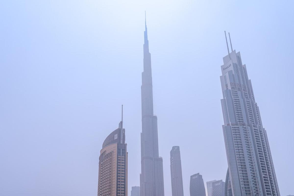 Luxurious 4-bedrooms Near Burj Khalifa And Mall In Downtown! Daire *