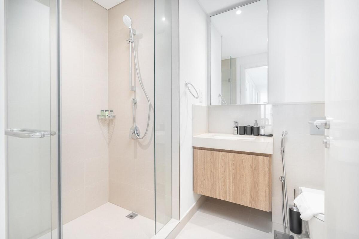 Daire Luxurious 4-bedrooms Near Burj Khalifa And Mall In Downtown!