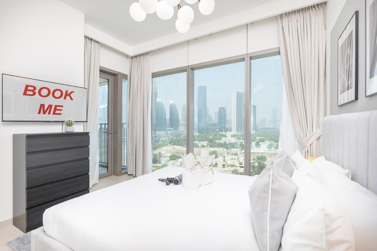 Daire Luxurious 4-bedrooms Near Burj Khalifa And Mall In Downtown! Dubai