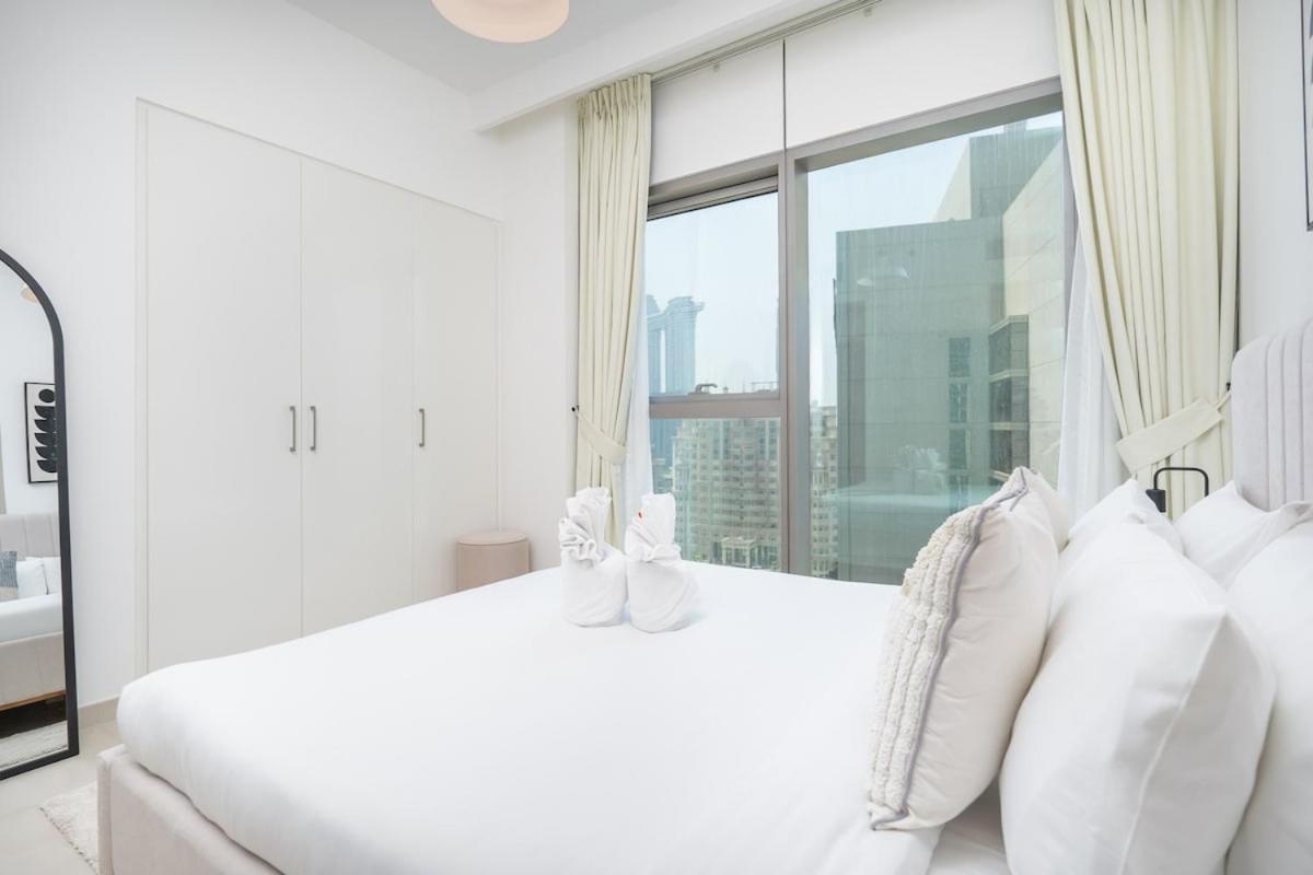Luxurious 4-bedrooms Near Burj Khalifa And Mall In Downtown!