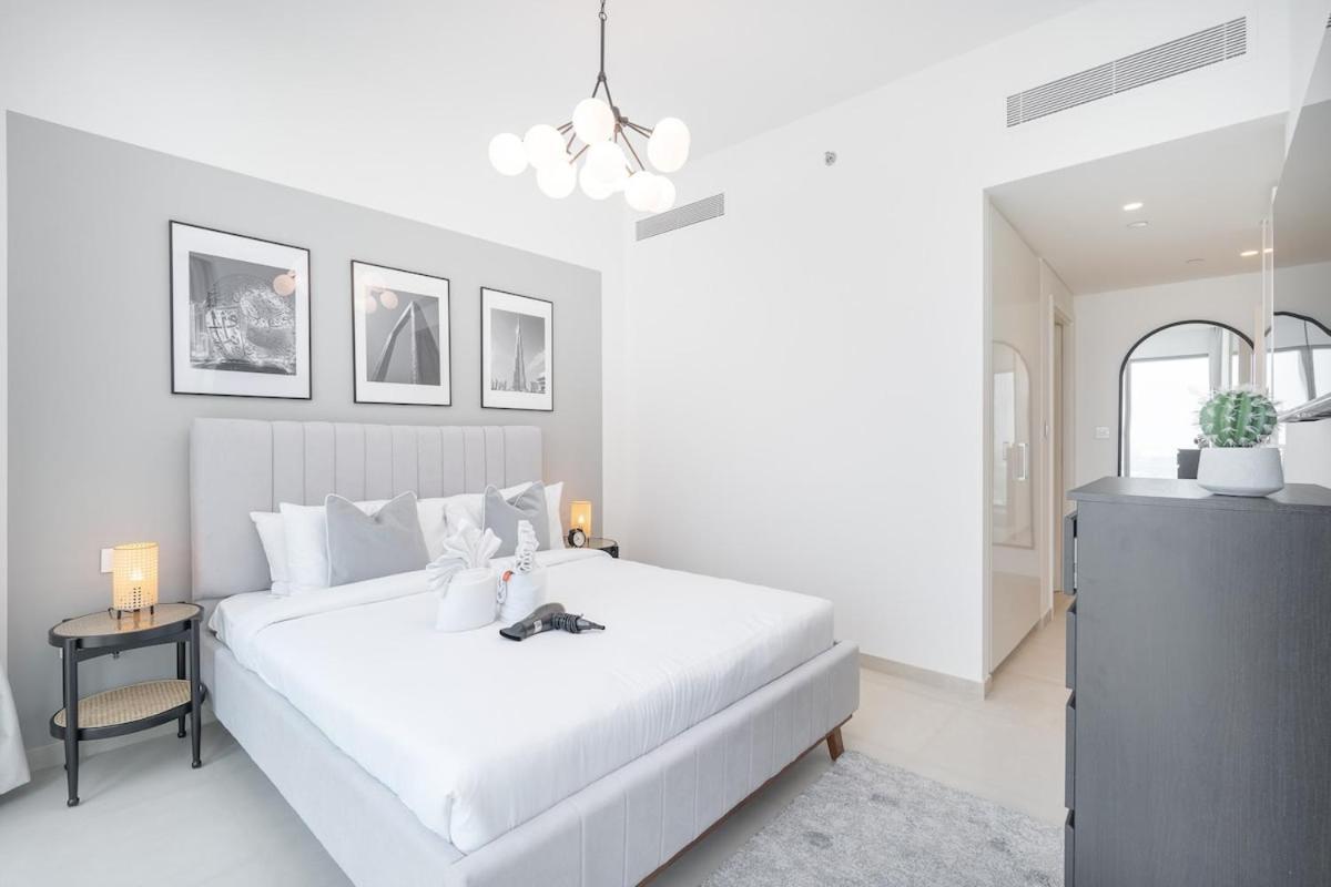 Luxurious 4-bedrooms Near Burj Khalifa And Mall In Downtown! Daire Dubai