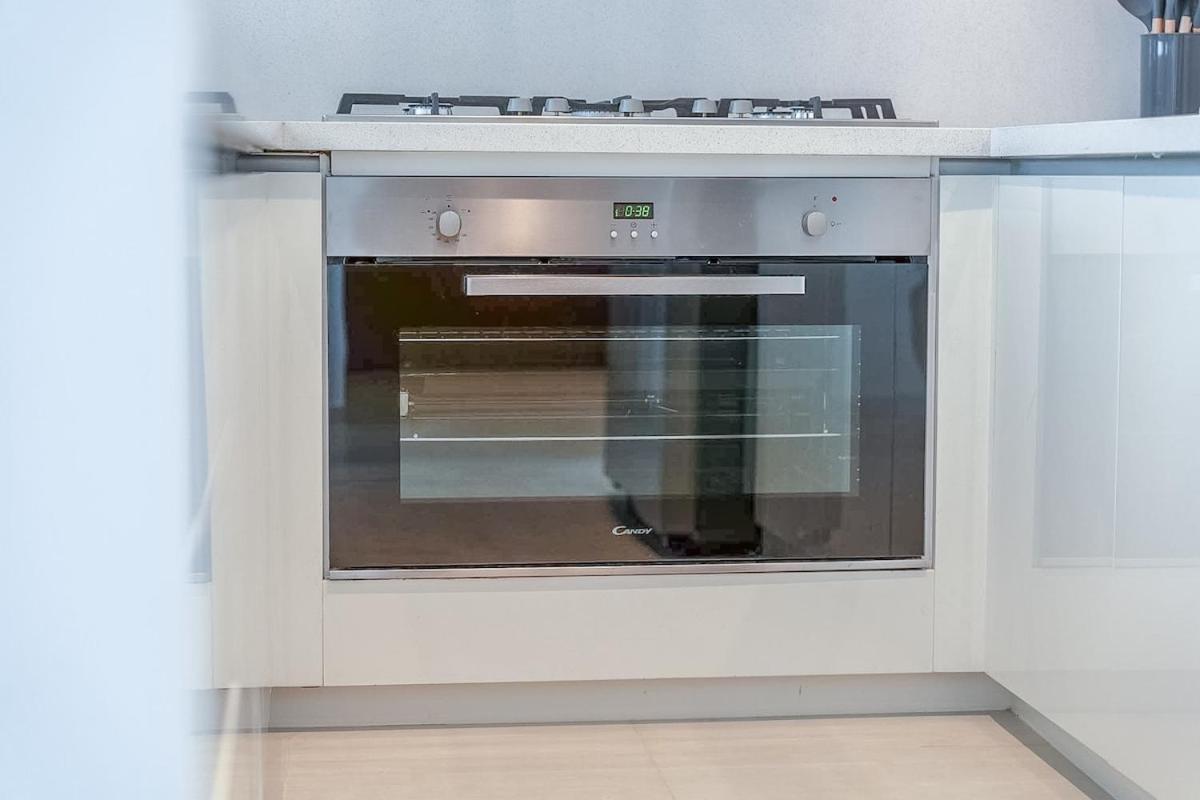 Luxurious 4-bedrooms Near Burj Khalifa And Mall In Downtown! Daire Dubai