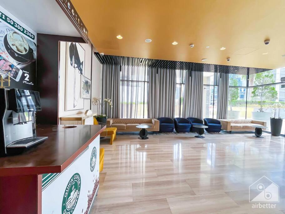 Amazing With Balcony Damac Merano Apartamento *