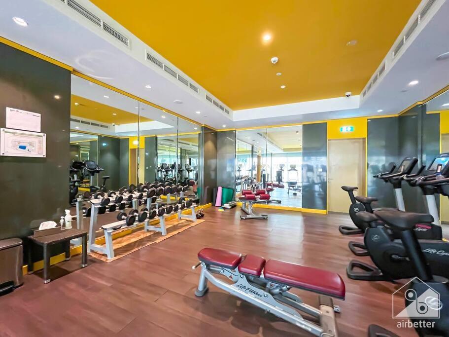 Amazing With Balcony Damac Merano Apartamento Dubai