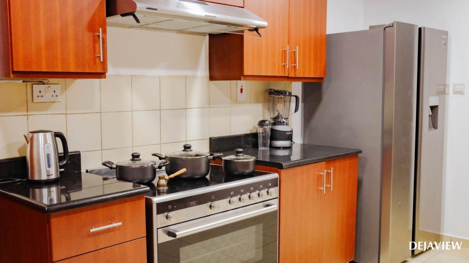 Hostel Dejaview, Luxurious - Jbr,