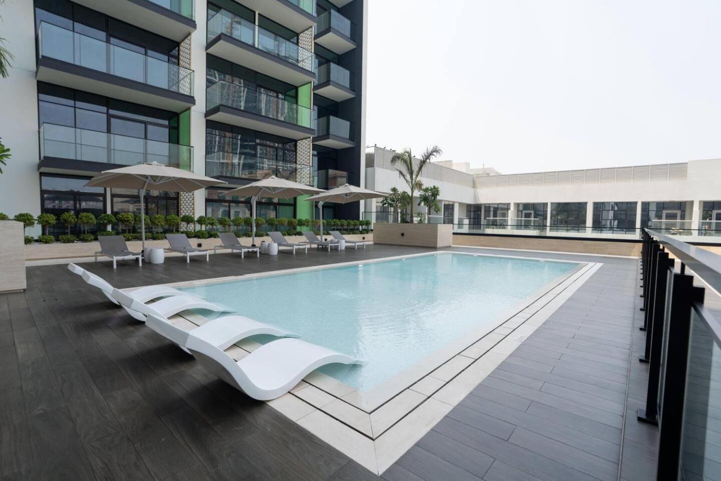 Apartment Elegant Brand New 1br *