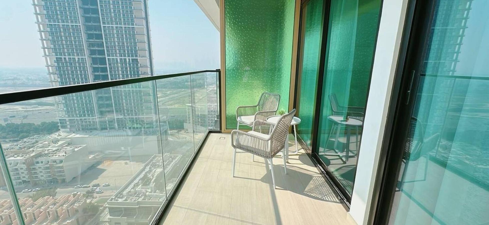 Elegant Brand New 1br