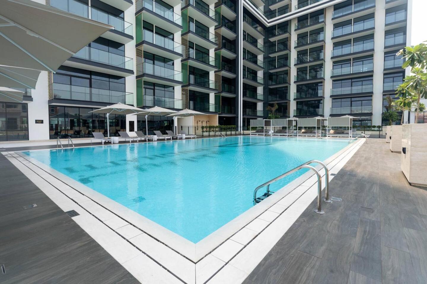 Elegant Brand New 1br *