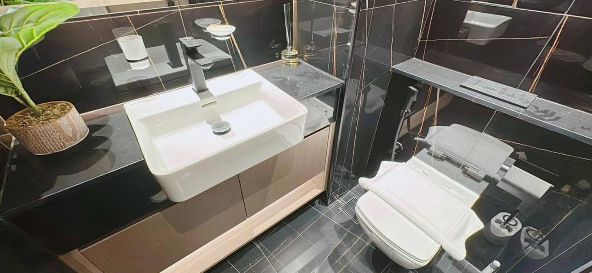 Apartment Elegant Brand New 1br *