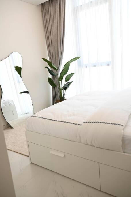 610 Lagoon Views Apartment Dubai