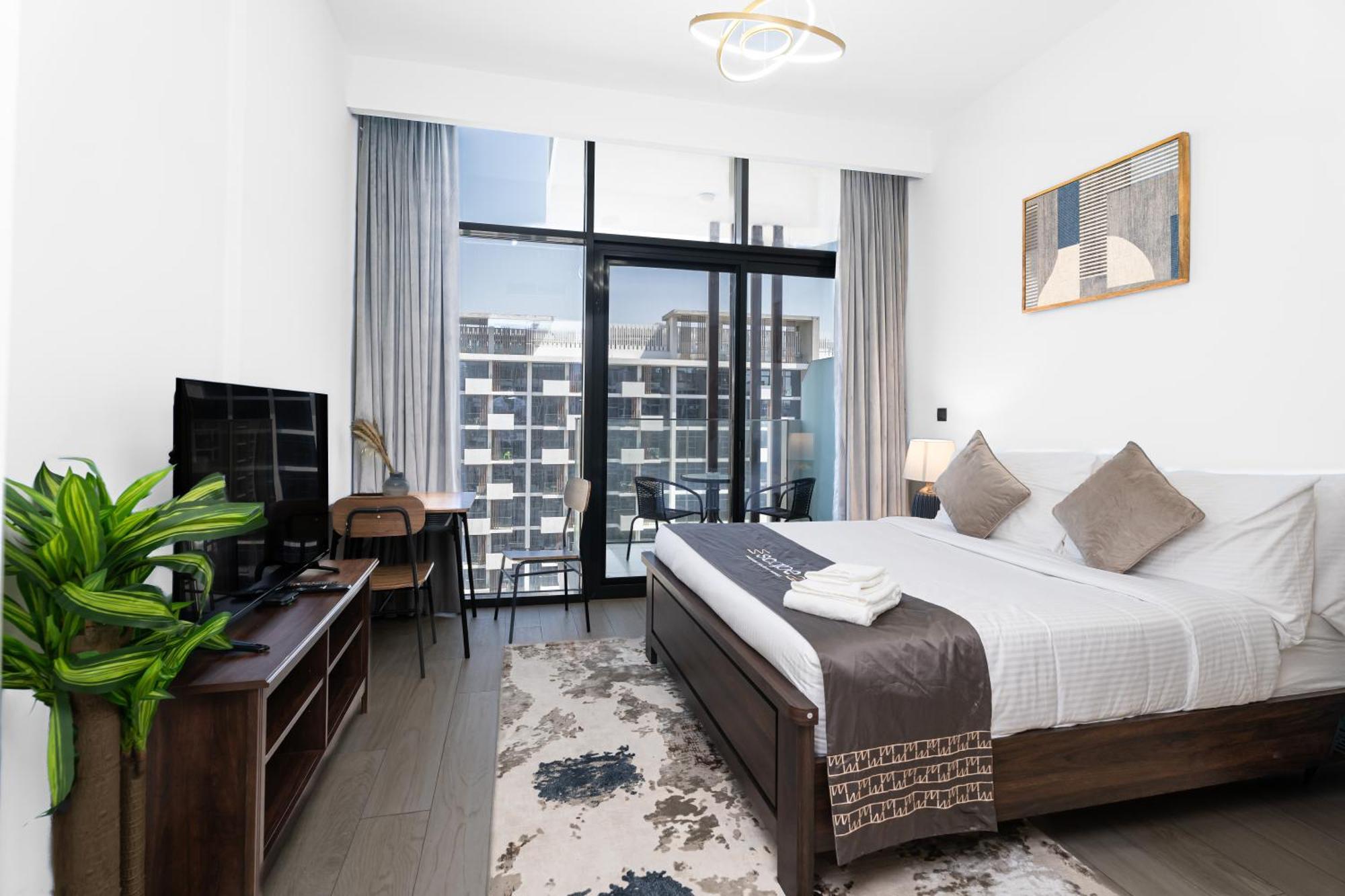 Apartment Escape24 Stylish Azizi Riviera 8 Meydan One Dubai