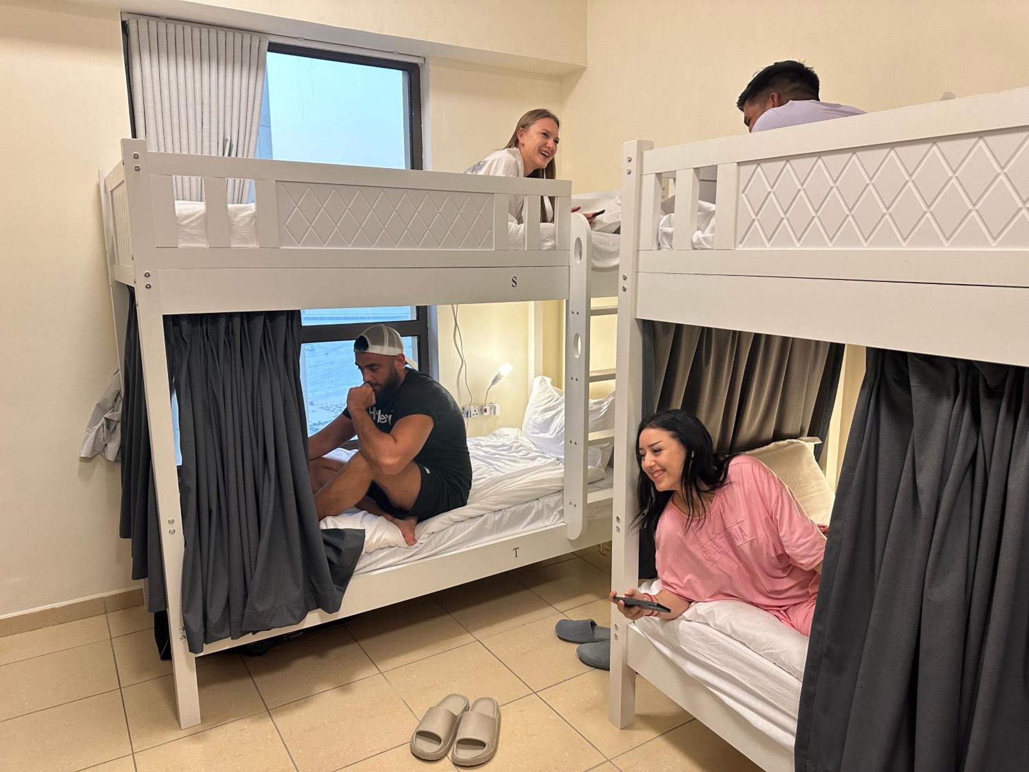 Hostel Happy Dom - Jbr - Dubai