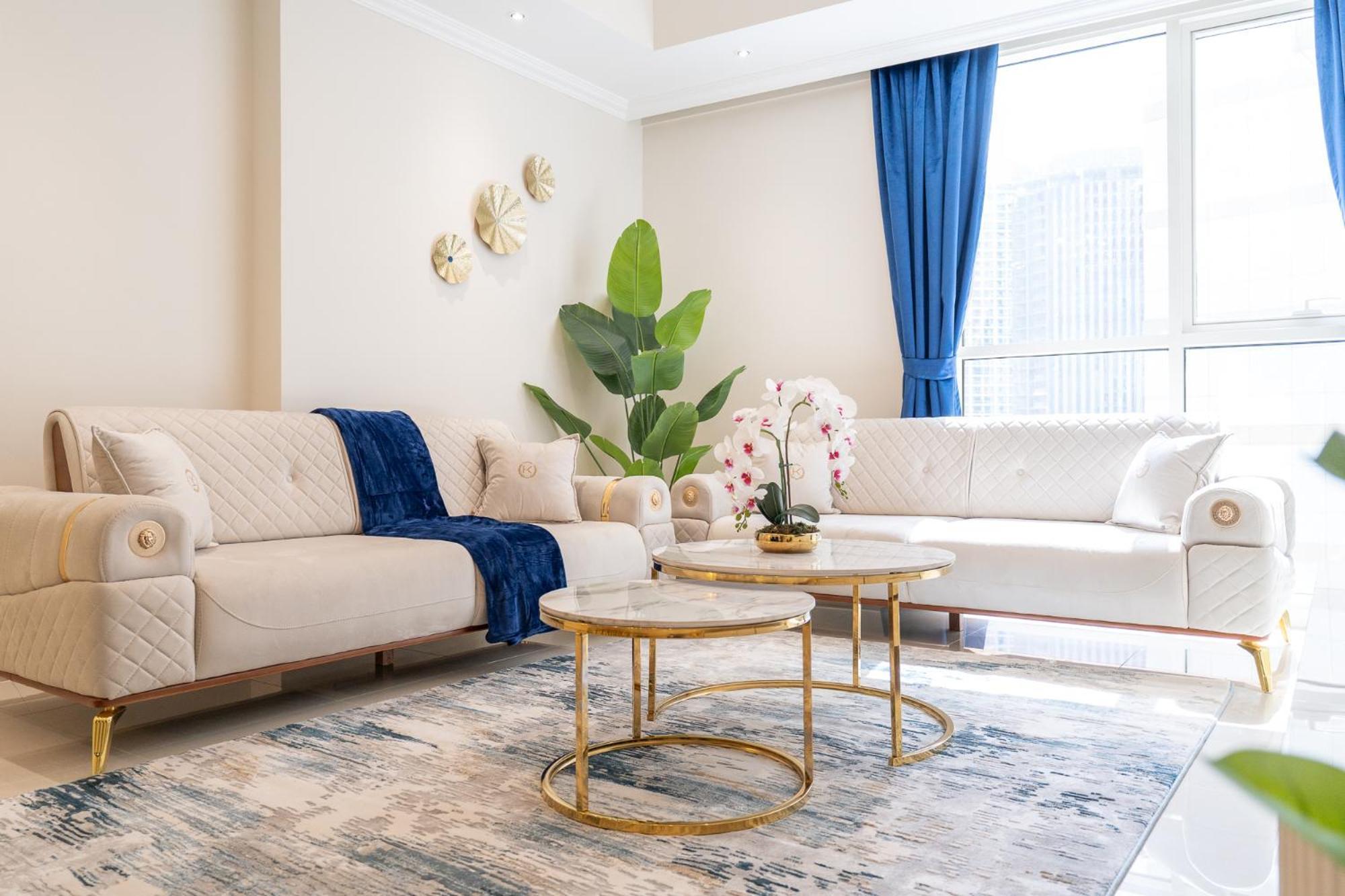 Dunya Tower Luxury And 2 Min Walk To Mall And Burj Khalifa In Heart Of Downtown Apartment Dubai