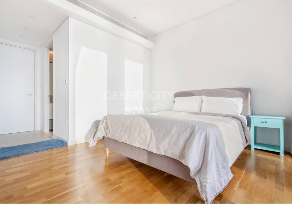 Luxurious 2 Bed In Bluewaters, Hosted By Desert * Dubai
