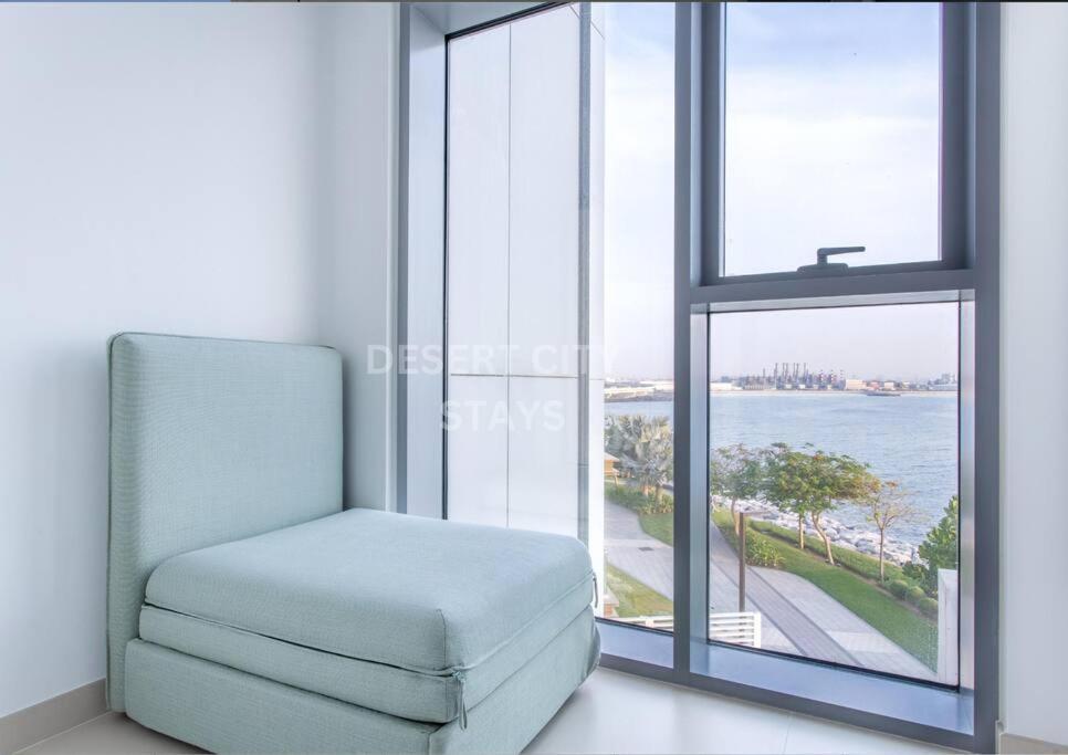 Luxurious 2 Bed In Bluewaters, Hosted By Desert Apartment