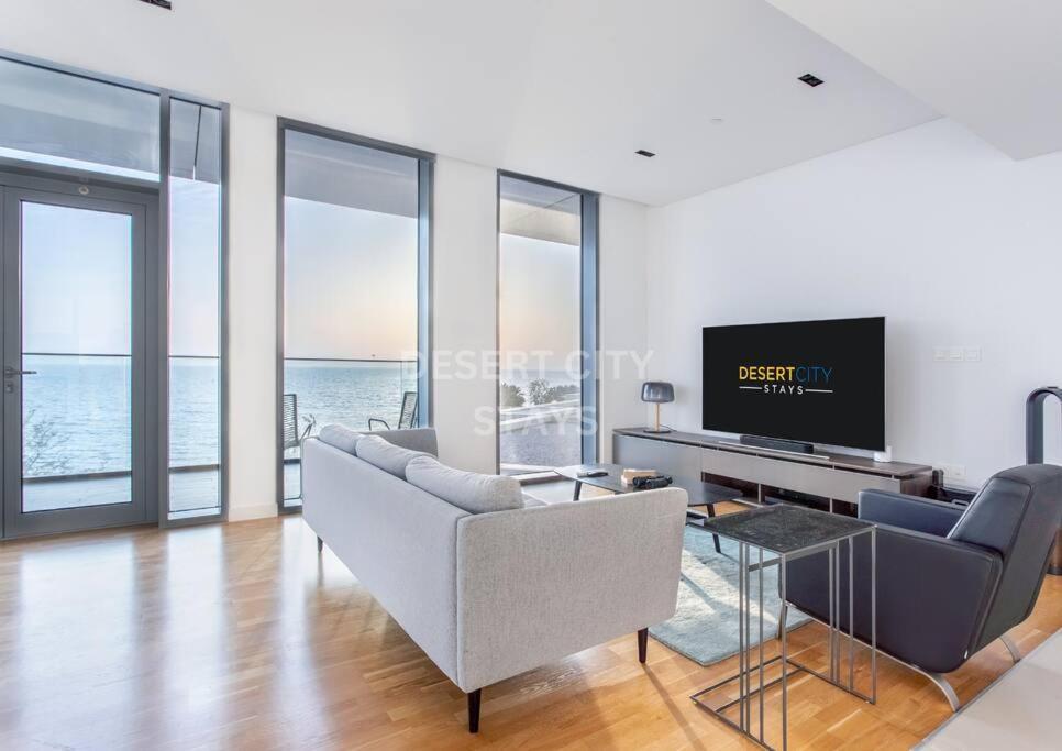 Apartment Luxurious 2 Bed In Bluewaters, Hosted By Desert