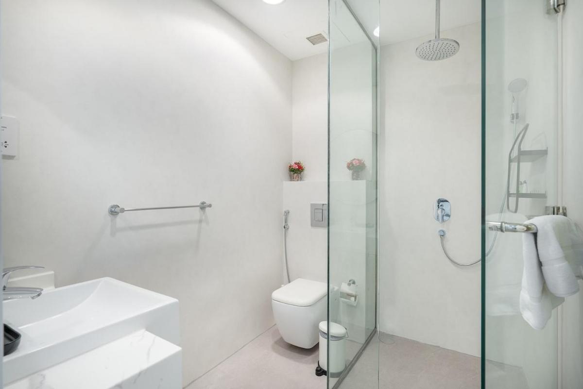 Daire Sleeps 4 With The Palm Beach View *