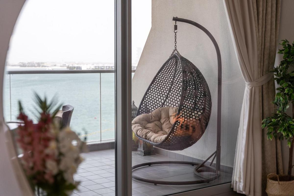 Sleeps 4 With The Palm Beach View Daire Dubai
