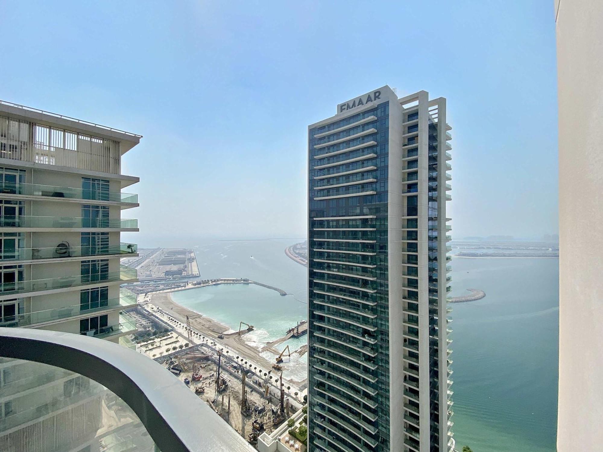 Silkhaus 1bdr Sea View Retreat With Private Apartment