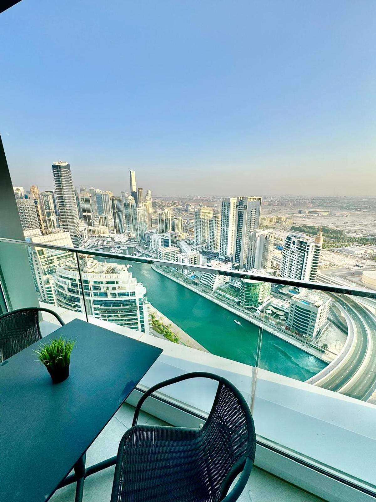 The Address Residences By Happy Season Apartment *