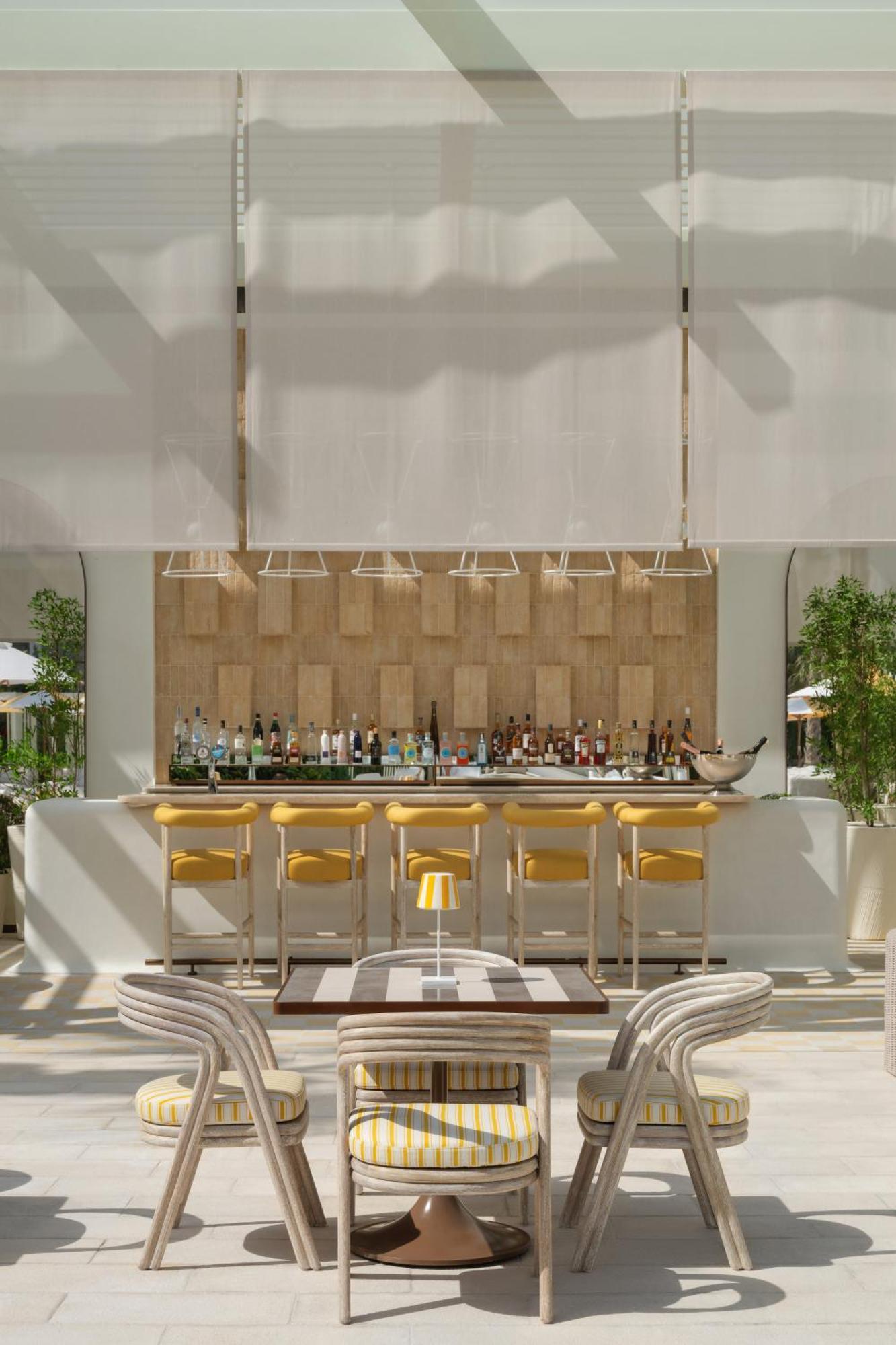 Delano At Bluewaters 5*